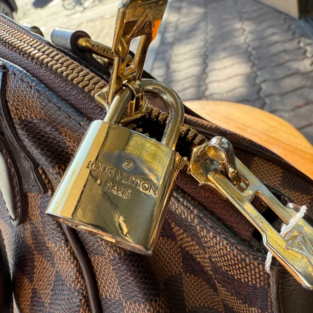 Louis Vuitton louis vuitton